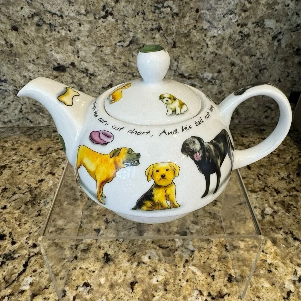 Mini Teapot Mans Best Friend with Labs Beagles 2019 England